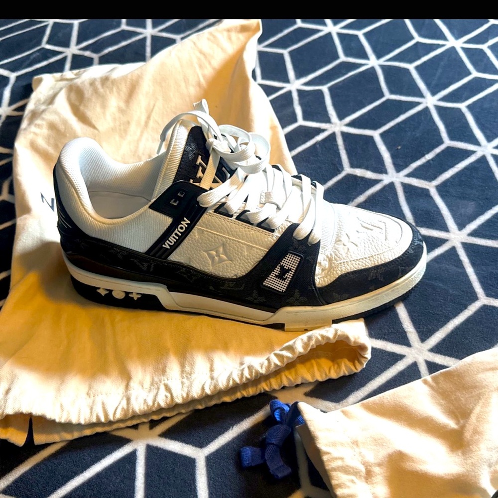 Louis Vuitton Tennis Shoes size 11